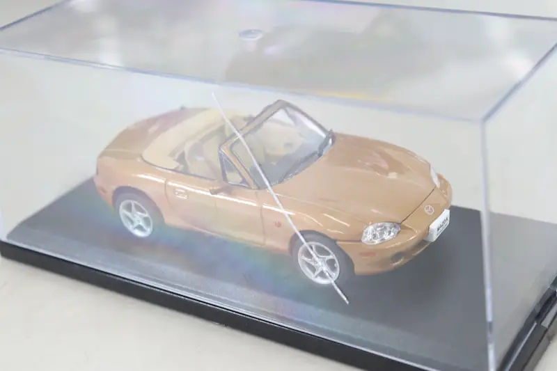 国産名車コレクション_ケースひび画像