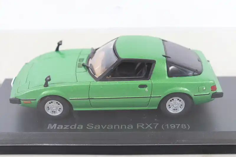 アシェット 国産名車コレクション VOL.14 マツダ サバンナ RX7 Mazda Savanna RX7 (1978)
